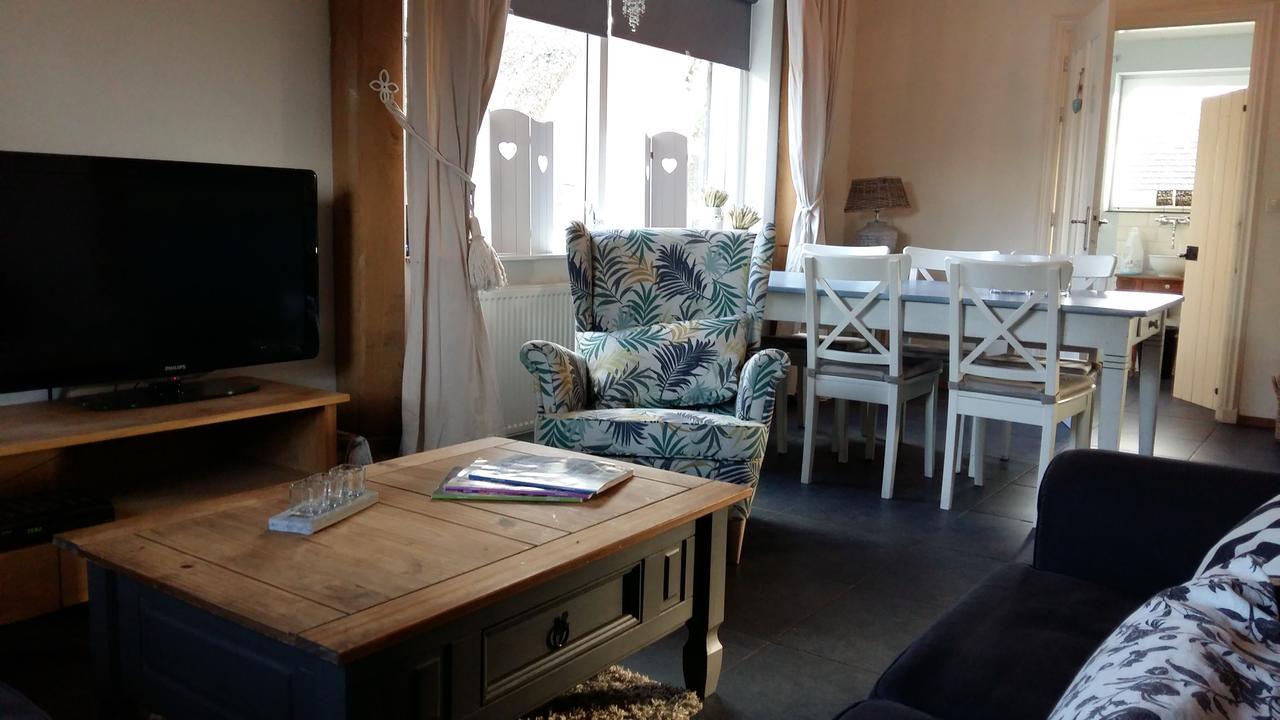 Bed and Breakfast Het Bonte Paard Dwingeloo Exterior foto